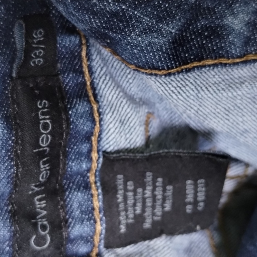 Women's Calvin Klein shorts - Picture 4 of 4